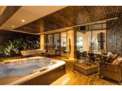 Casa de 5 alcobas en venta en El Poblado, Medellín, 738 m² · foto 8 de 11