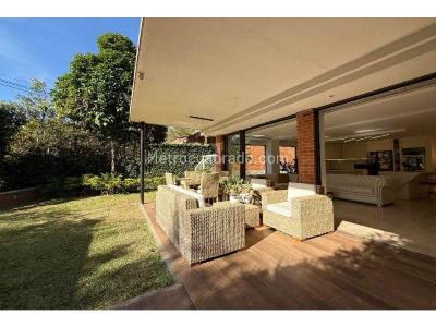 Casa en venta en Envigado, Envigado · foto 2 de 20