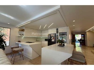 Casa en venta en Envigado, Envigado · foto 9 de 20