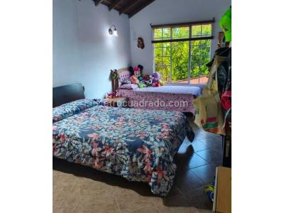 Casa de 4 alcobas en venta en La Mota, Medellín, 156 m² · foto 15 de 20