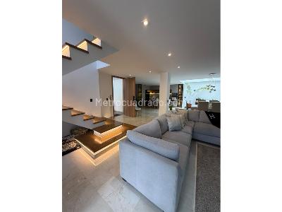 Casa de 2 alcobas en venta en Colombia / Antioquia / Sabaneta, Sabaneta, 254 m² · foto 9 de 20