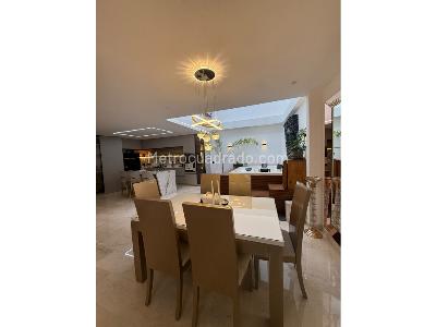 Casa de 2 alcobas en venta en Colombia / Antioquia / Sabaneta, Sabaneta, 254 m² · foto 17 de 20
