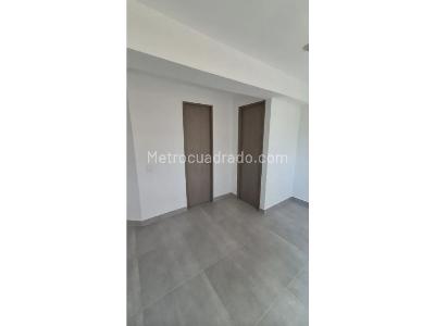 Apartamento de 1 alcoba en venta en Madera, Bello, 40 m² · foto 6 de 12