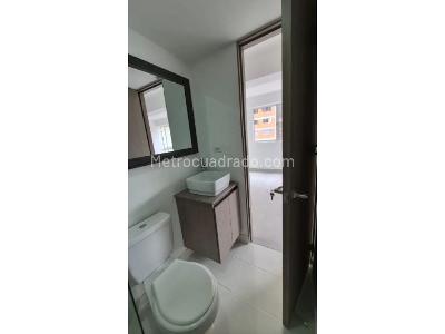 Apartamento de 1 alcoba en venta en Madera, Bello, 40 m² · foto 7 de 12