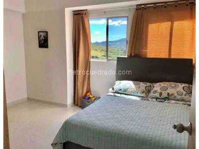 Apartamento de 3 alcobas en venta en Niquia, Bello, 90 m² · foto 13 de 19