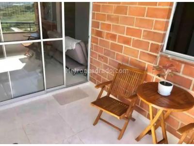 Apartamento de 3 alcobas en venta en Niquia, Bello, 90 m² · foto 18 de 19