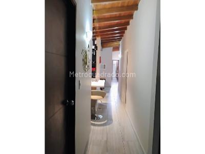 Casa de 4 alcobas en venta en Laureles, Medellín, 102 m² · foto 9 de 20
