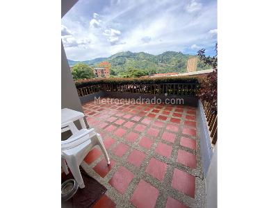 Apartamento en venta en Ditaires, Itagüí · foto 3 de 20
