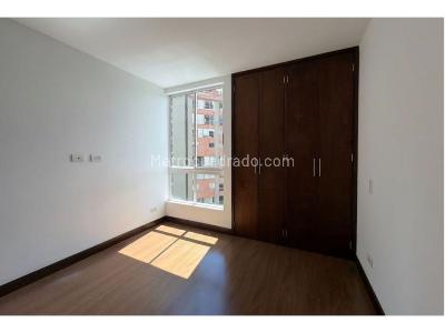 Apartamento de 3 alcobas en venta en Villa Carlota, Medellín, 134 m² · foto 11 de 15