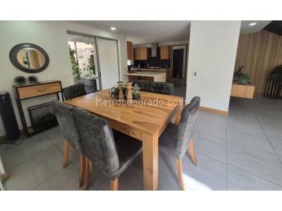 Casa de 3 alcobas en venta en El Escobero, Envigado, 300 m² · foto 3 de 20