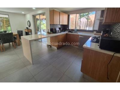 Casa de 3 alcobas en venta en El Escobero, Envigado, 300 m² · foto 5 de 20