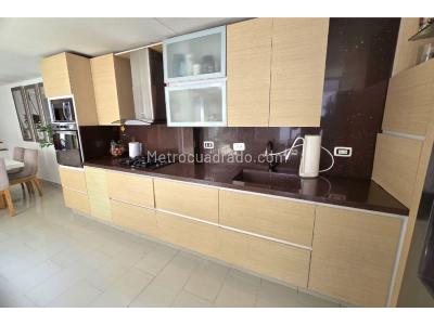 Casa de 3 alcobas en venta en Los Bernal, Medellín, 152 m² · foto 12 de 20