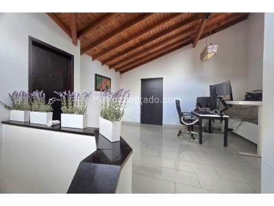 Casa de 3 alcobas en venta en Los Bernal, Medellín, 152 m² · foto 18 de 20