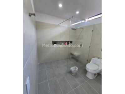 Casa de 3 alcobas en venta en Los Bernal, Medellín, 152 m² · foto 19 de 20
