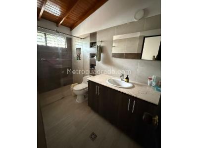 Casa de 5 alcobas en venta en Colombia / Antioquia / Sabaneta, Sabaneta, 166 m² · foto 12 de 20