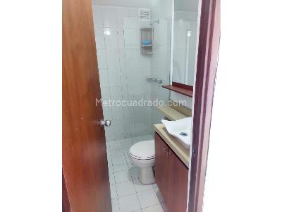 Apartamento de 3 alcobas en venta en Los Colores, Medellín, 83 m² · foto 5 de 18