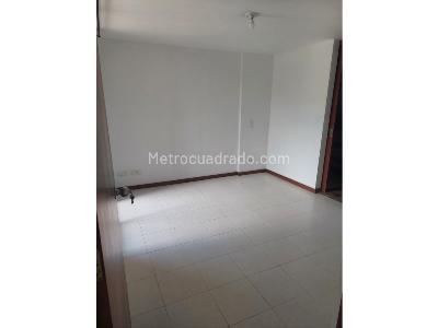 Apartamento de 3 alcobas en venta en Los Colores, Medellín, 83 m² · foto 16 de 18