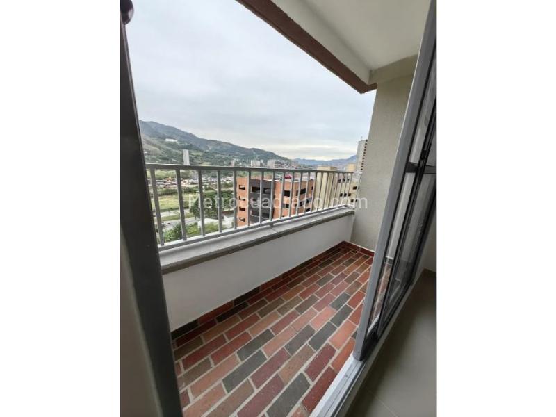 Piso – Bello - Vista 4