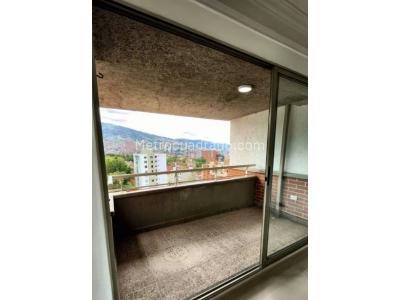 Apartamento de 3 alcobas en venta en La Almeria, Medellín, 100 m² · foto 2 de 15