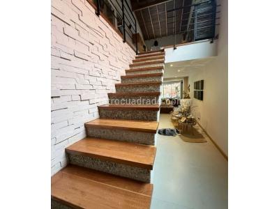Casa de 3 alcobas en venta en Benedictinos, Envigado, 217 m² · foto 13 de 20