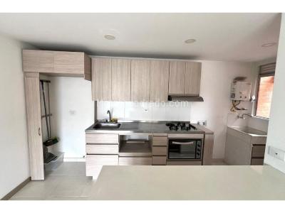 Apartamento de 3 alcobas en venta en Colombia / Antioquia / Envigado, Envigado, 86 m² · foto 3 de 20