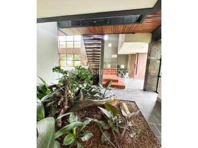 Casa de 3 alcobas en venta en Las Palmas, Medellín, 521 m² · foto 8 de 20