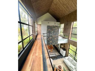 Casa de 3 alcobas en venta en Las Palmas, Medellín, 521 m² · foto 16 de 20