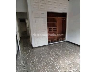 Casa de 4 alcobas en venta en La Nubia, Medellín, 95 m² · foto 4 de 9