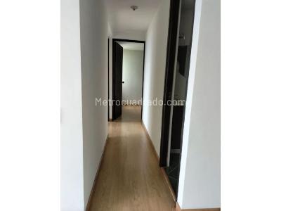 Apartamento en venta en Rodeo Alto, Medellín · foto 4 de 20