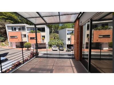 Casa de 4 alcobas en venta en El Poblado, Medellín, 273 m² · foto 5 de 20