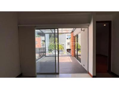 Casa de 4 alcobas en venta en El Poblado, Medellín, 273 m² · foto 15 de 20