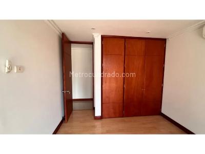 Casa de 4 alcobas en venta en El Poblado, Medellín, 273 m² · foto 16 de 20
