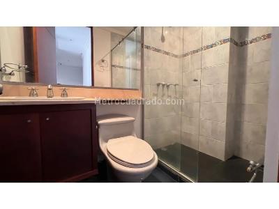 Casa de 4 alcobas en venta en El Poblado, Medellín, 273 m² · foto 17 de 20
