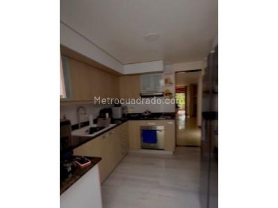 Casa de 3 alcobas en venta en Las Brujas, Envigado, 200 m² · foto 9 de 19