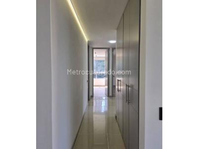 Apartamento de 3 alcobas en venta en Castropol, Medellín, 116 m² · foto 6 de 20