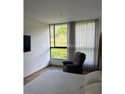 Apartamento de 2 alcobas en venta en El Escobero, Envigado, 85 m² · foto 5 de 13