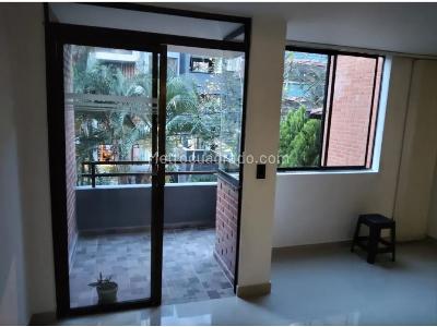 Apartamento de 2 alcobas en venta en Conquistadores, Medellín, 92 m² · foto 7 de 20