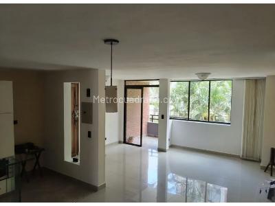 Apartamento de 2 alcobas en venta en Conquistadores, Medellín, 92 m² · foto 8 de 20