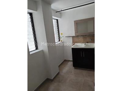 Apartamento de 2 alcobas en venta en Conquistadores, Medellín, 92 m² · foto 13 de 20
