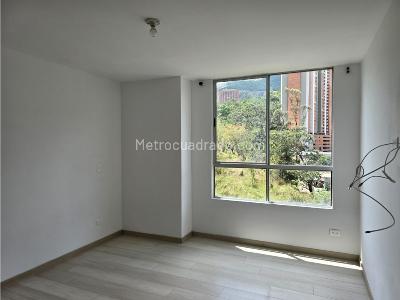 Apartamento de 3 alcobas en venta en Norteamerica, Bello, 89 m² · foto 4 de 8