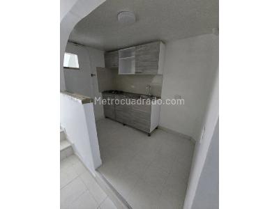 Casa de 4 alcobas en venta en Bucaros, Bello, 77 m² · foto 2 de 7