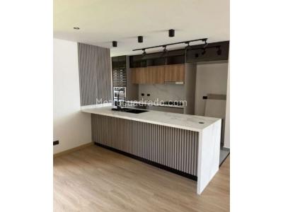 Apartamento de 3 alcobas en venta en Los Balsos, Medellín, 150 m² · foto 2 de 20