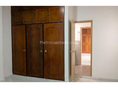 Casa de 4 alcobas en venta en La America, Medellín, 165 m² · foto 8 de 16