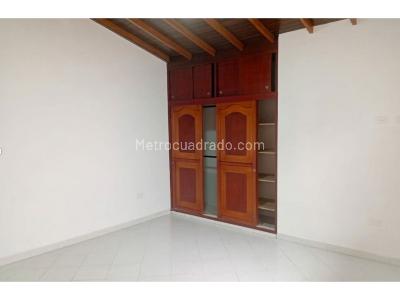 Casa de 4 alcobas en venta en La America, Medellín, 165 m² · foto 15 de 16
