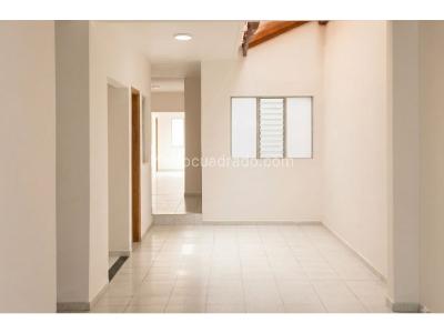 Casa de 4 alcobas en venta en La America, Medellín, 165 m² · foto 2 de 16