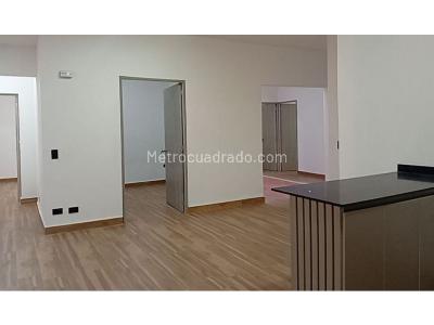 Casa de 4 alcobas en venta en Laureles, Medellín, 203 m² · foto 13 de 20