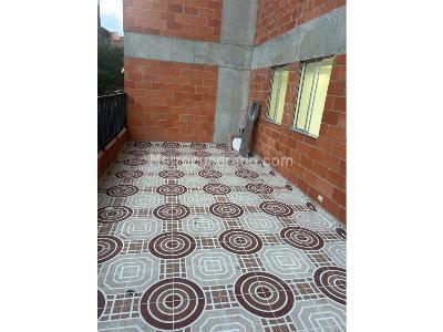 Apartamento de 2 alcobas en venta en Madera, Bello, 45 m² · foto 8 de 17