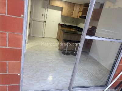 Apartamento de 2 alcobas en venta en Madera, Bello, 45 m² · foto 15 de 17