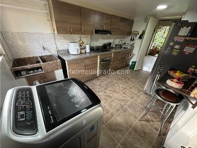 Apartamento de 4 alcobas en venta en El Escobero, Envigado, 93 m² · foto 5 de 20