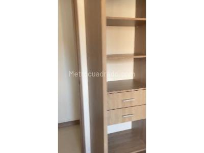 Apartamento de 3 alcobas en venta en Niquia, Bello, 70 m² · foto 6 de 13